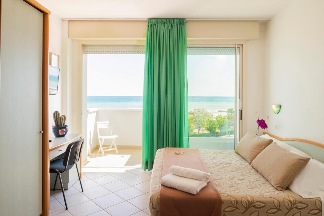 Hotel Residence Imperial Misano Adriatico Zewnętrze zdjęcie