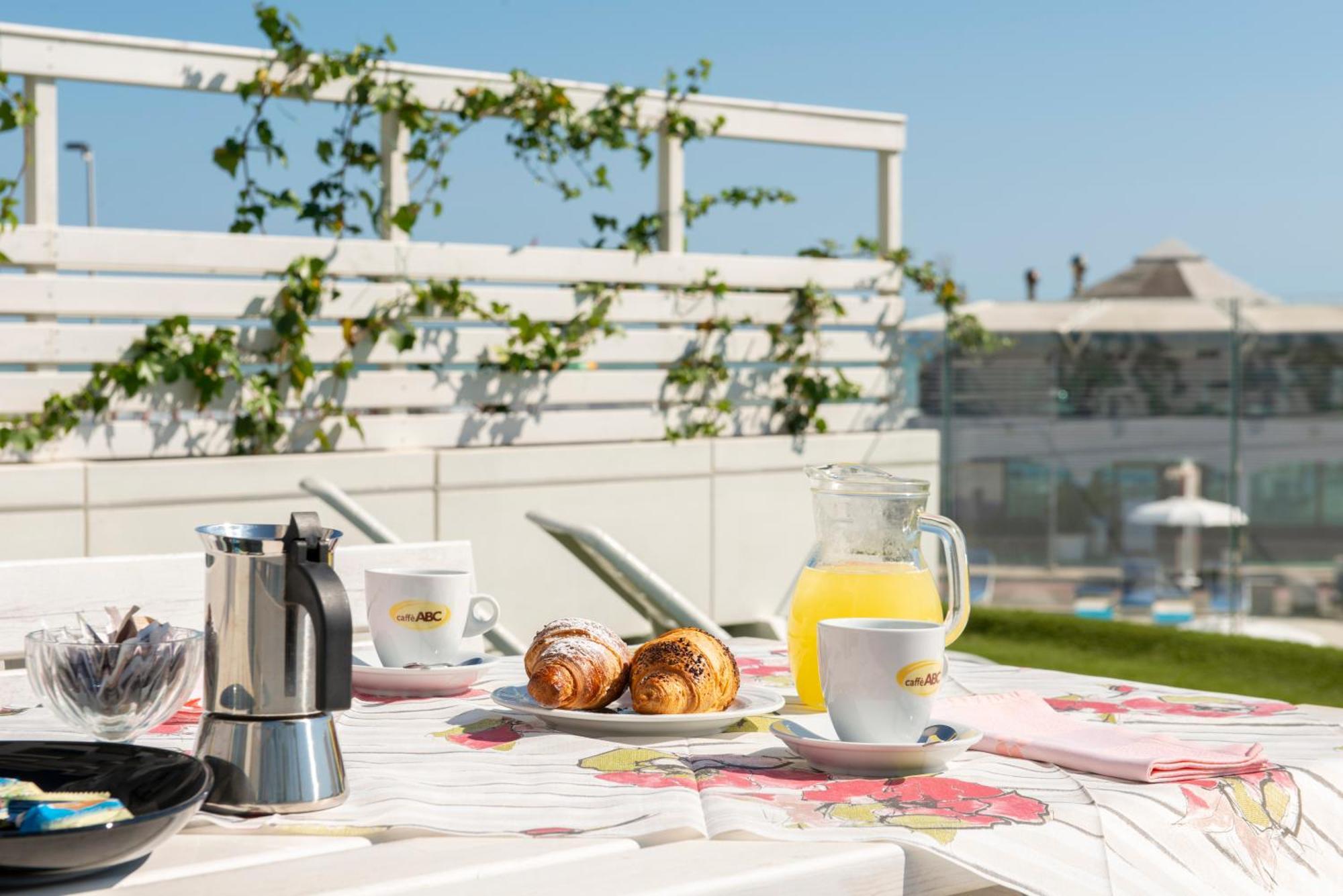 Hotel Residence Imperial Misano Adriatico Zewnętrze zdjęcie